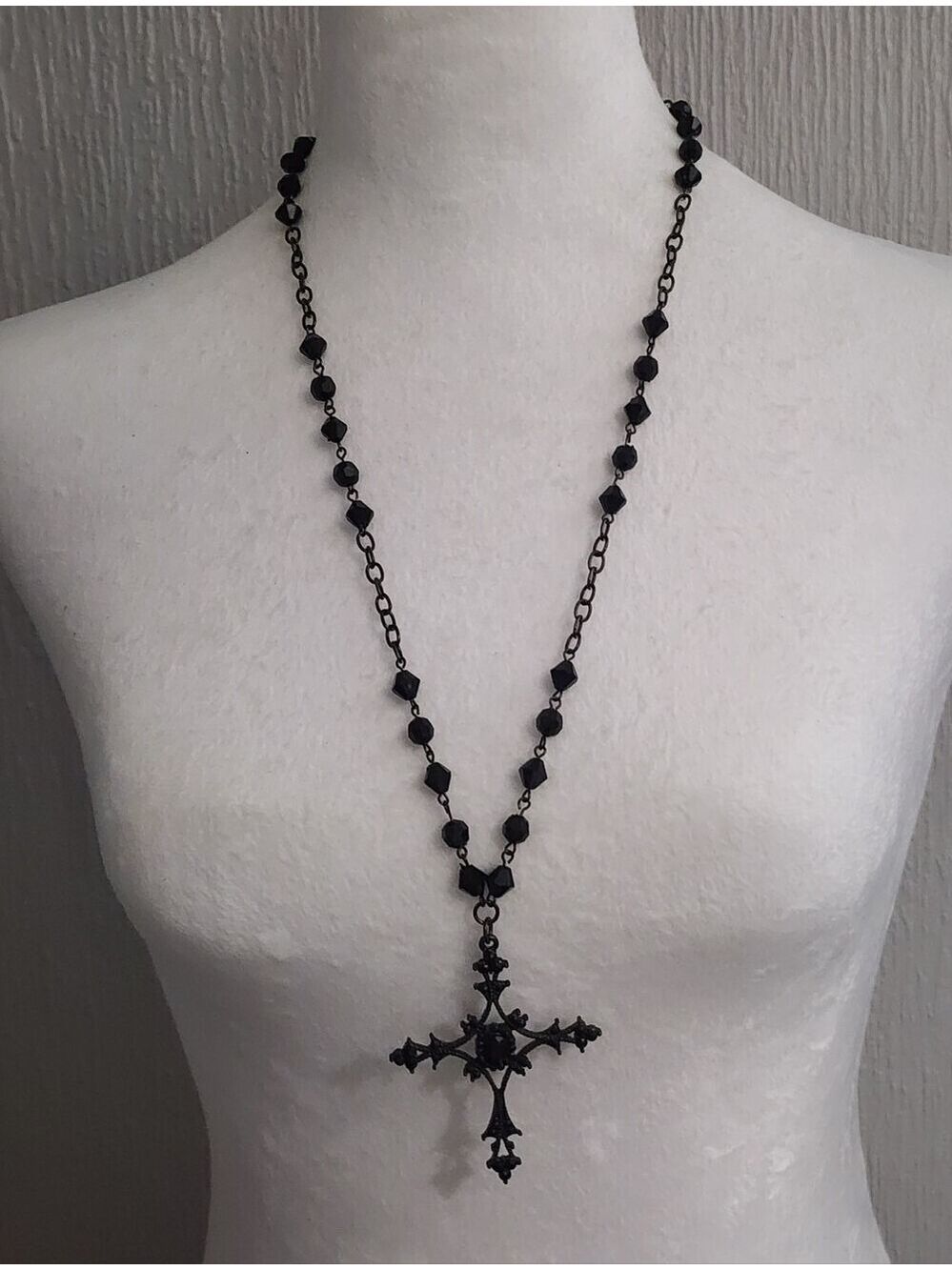 Black Gothic Cross Pendant Necklace - Picture 4 of 7